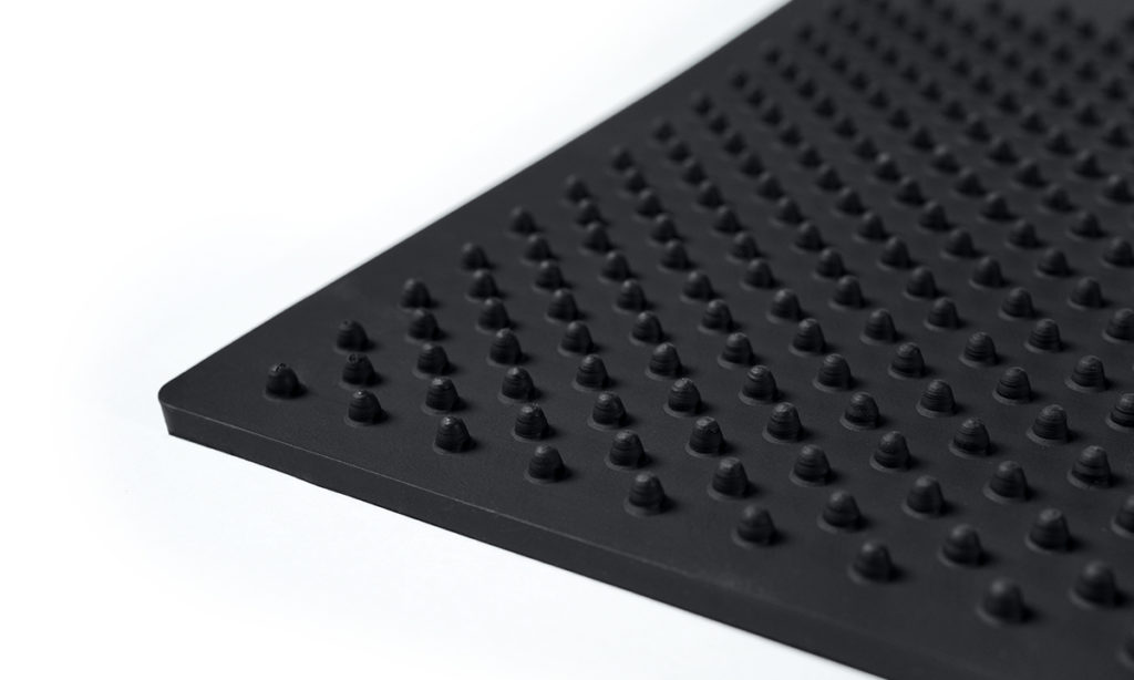 ILGA-paraspruzzi-in-gomma-su-misura-1